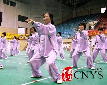 老年人练习气功 需要事项须注意